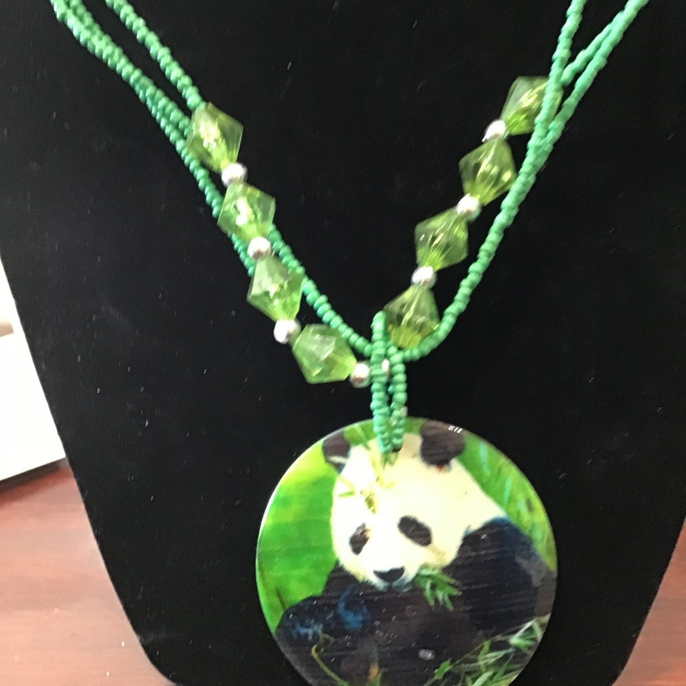 Hand Painted Shell Necklace Set